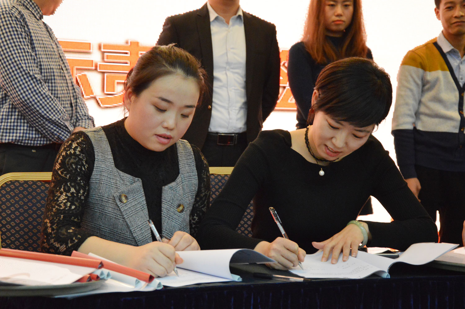 簽訂目標(biāo)責(zé)任書(shū)