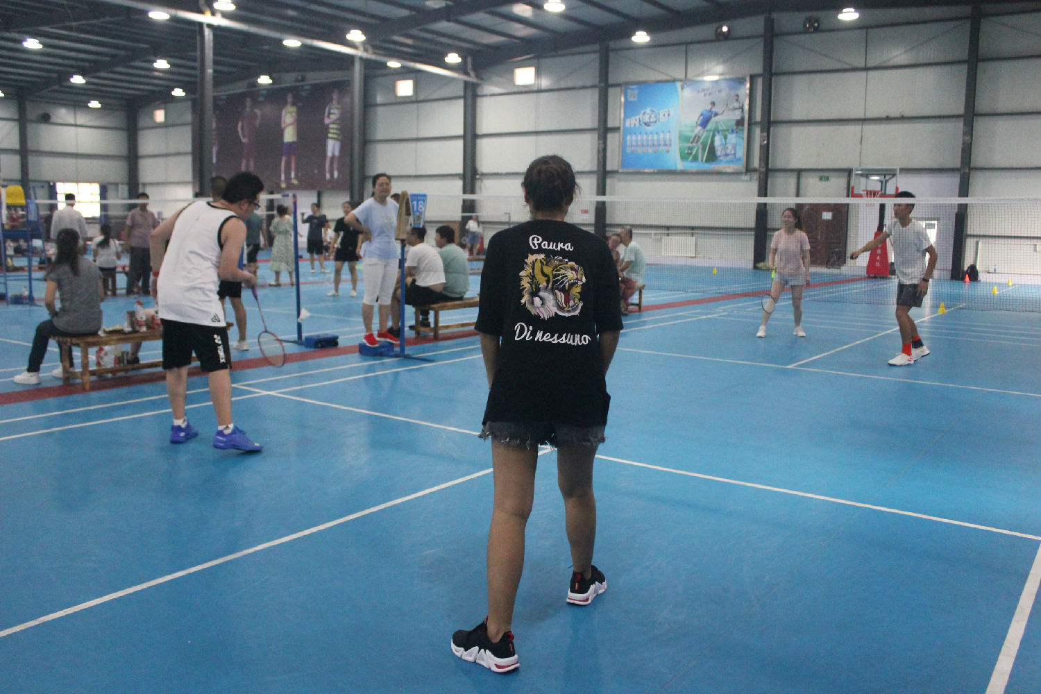 億誠第四屆&ldquo;團(tuán)結(jié)杯&rdquo;羽毛球比賽