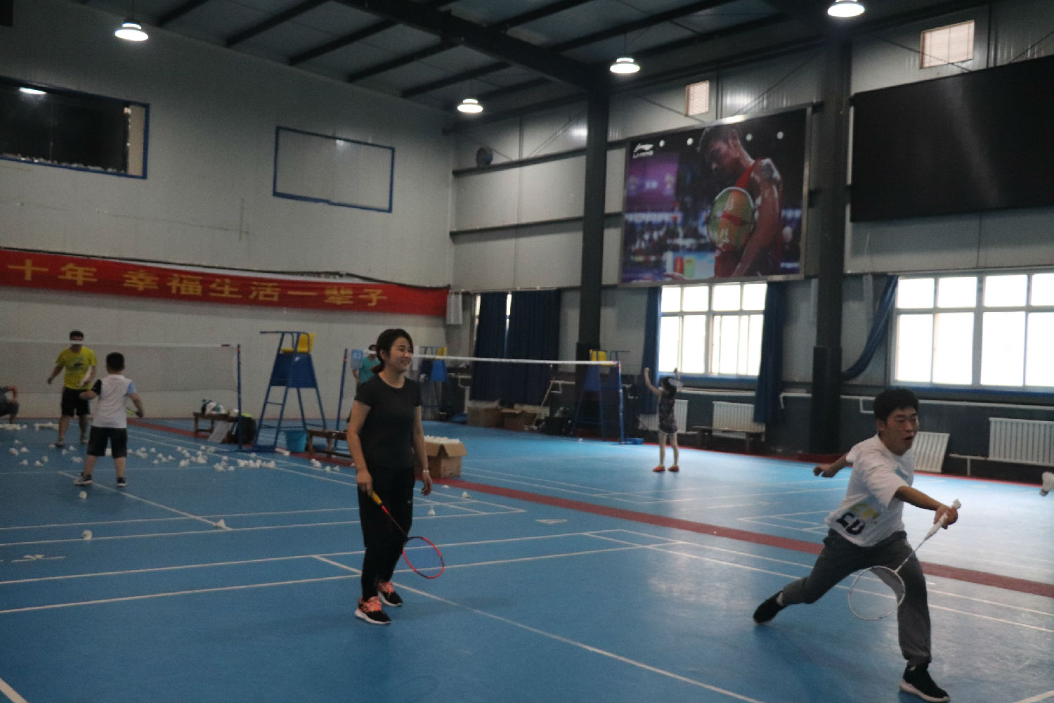 無羽倫比丨億誠(chéng)第五屆&ldquo;團(tuán)結(jié)杯&rdquo;羽毛球賽圓滿結(jié)束