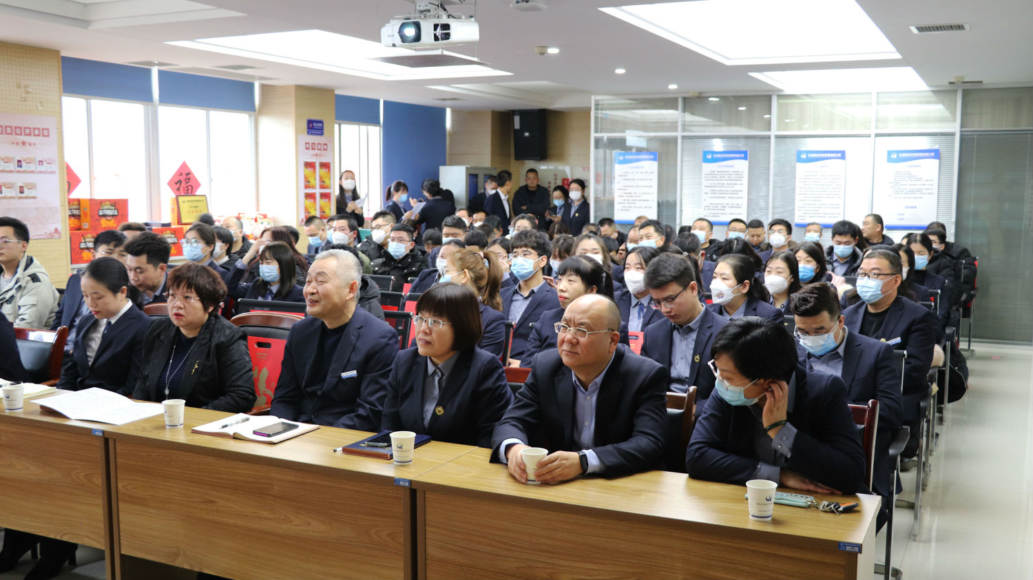 砥礪深耕，行穩(wěn)致遠|億誠管理2022年度年會暨2023年度目標責任簽訂會成功召開